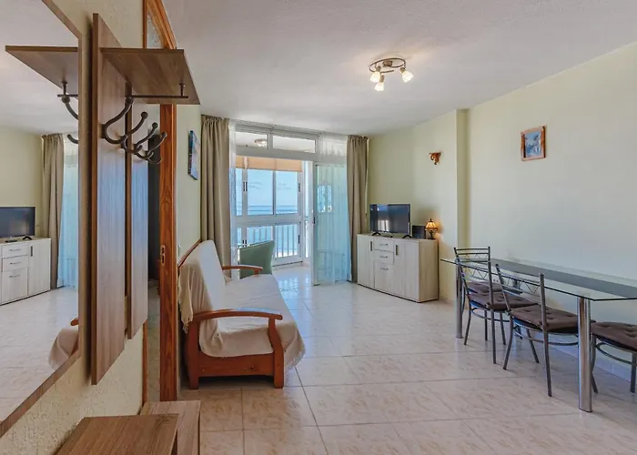 Americas Best! Torres De Yomely11