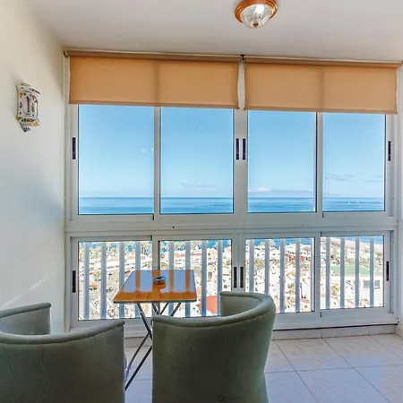 Americas Best! Torres De Yomely11 *